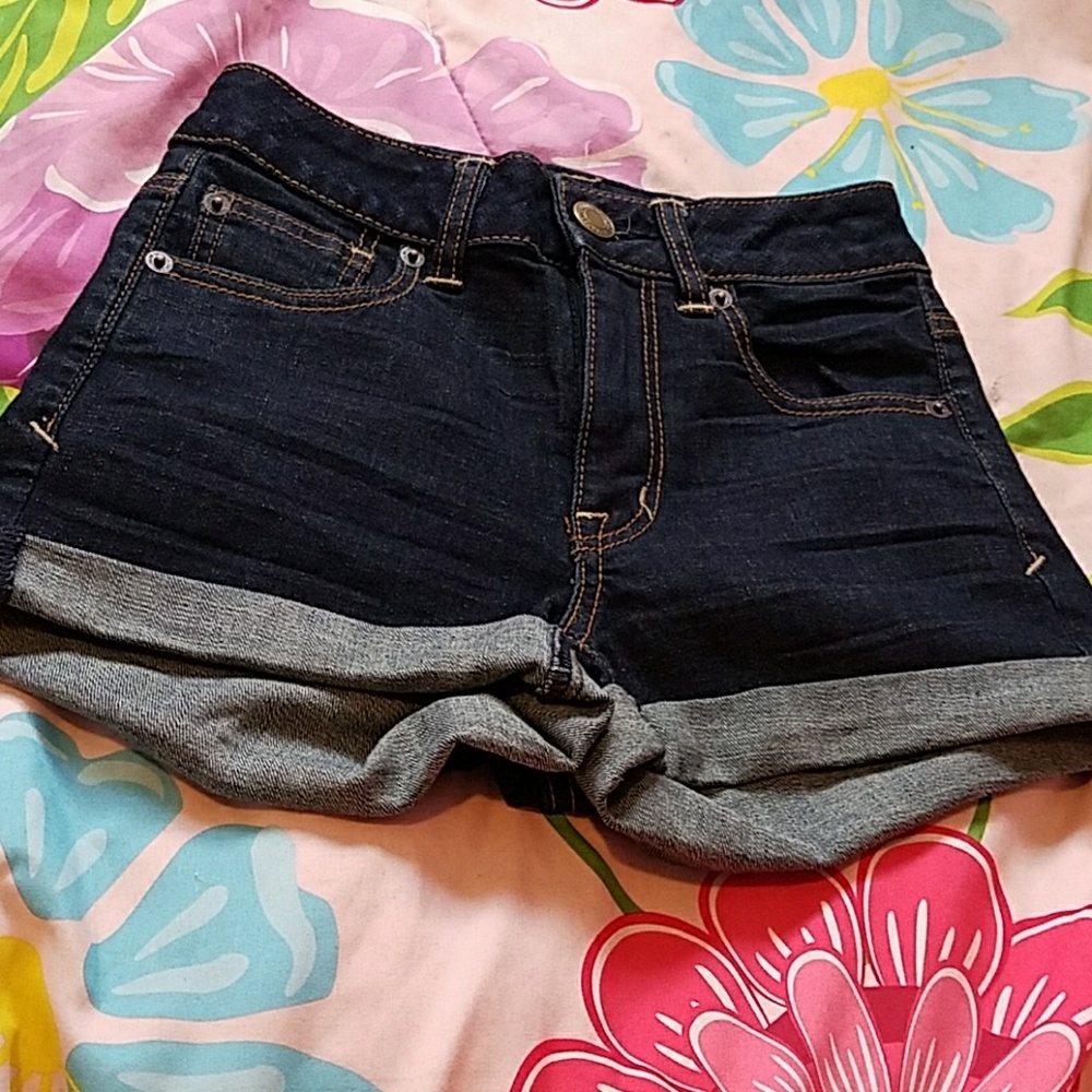AMERICAN EAGLE  JEAN SHORT